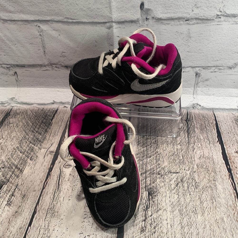 NIKE Toddler Lace Up Running Shoe 397281-016 / Black/Purple - Size: 6C